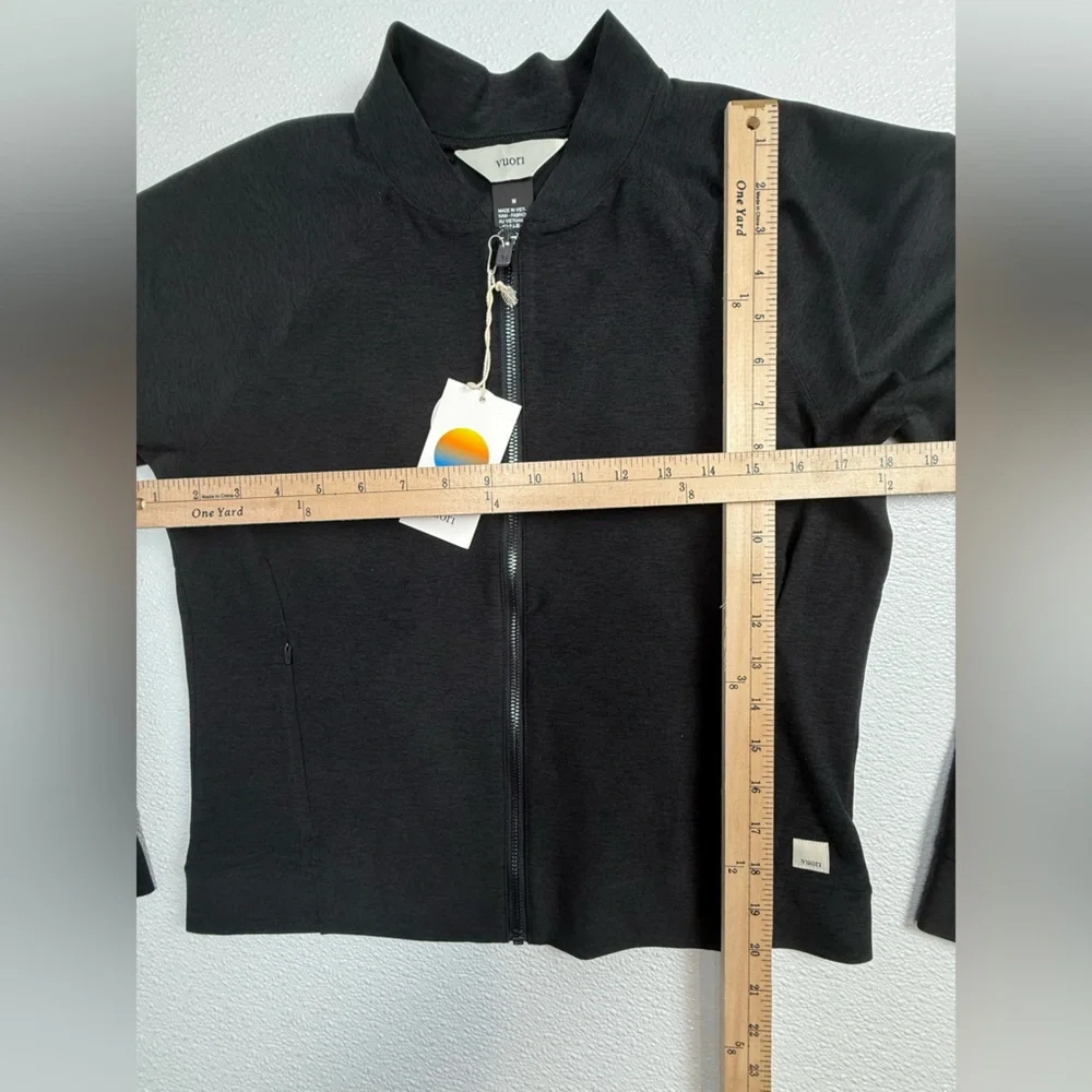 NWT Vuori Elevation Track Jacket‎ Black Medium
